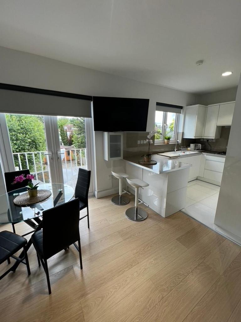 Zenobia London Luxury Apartments Finchley Exterior foto