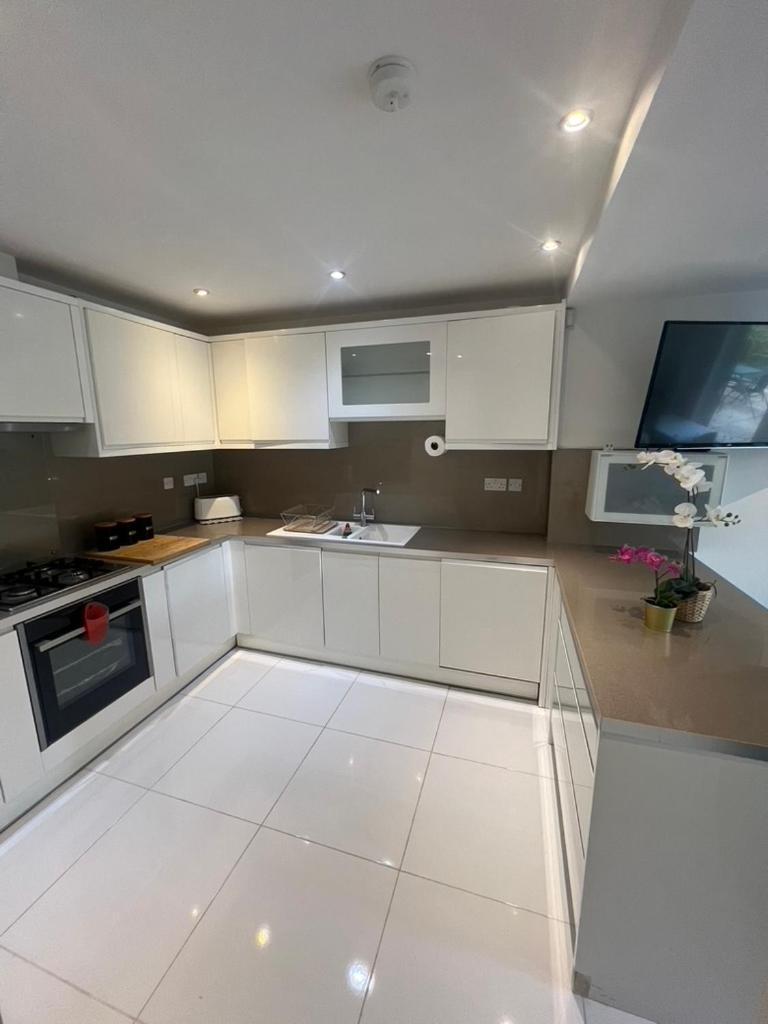 Zenobia London Luxury Apartments Finchley Exterior foto