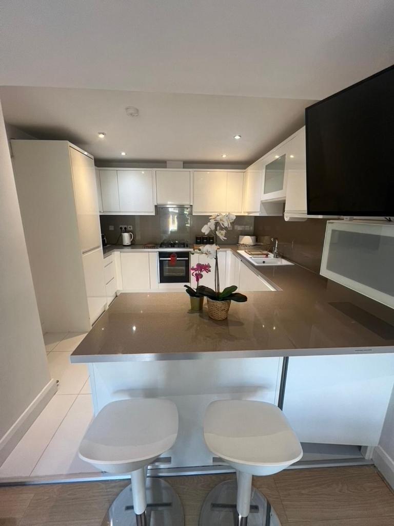 Zenobia London Luxury Apartments Finchley Exterior foto